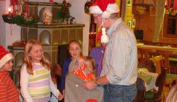 Weinachtsfeier_2009_600_16